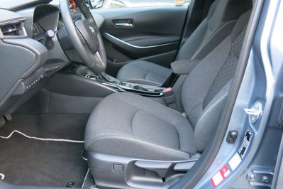 Toyota Corolla 1.8 Hybrid Style