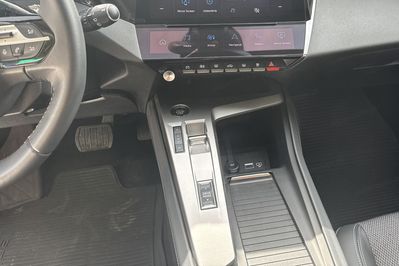 Peugeot 308 Allure 1.2 PureTech  S&S EAT8