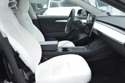 Tesla Model 3 Performance AWD