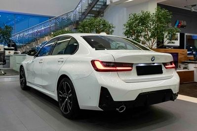 BMW Seria 3 318i M Sport