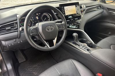 Toyota Camry Comfort 2.5 Hybrid