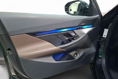 BMW Seria 5 520i mHEV aut