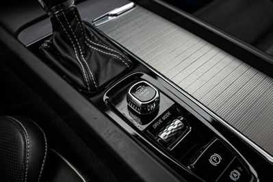 Volvo XC60 D4 R-Design