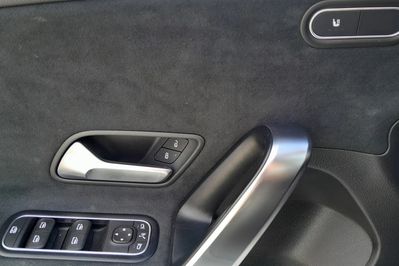Mercedes Klasa A 180 AMG Line 7G-DCT