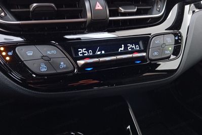 Toyota C-HR 1.8 Hybrid Style