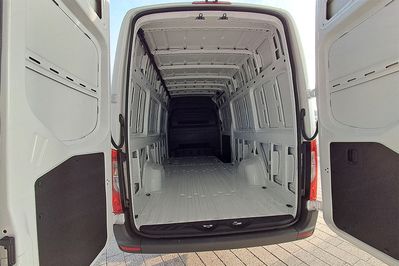 Mercedes Sprinter 317 CDI BASE Długi 9G-Tronic