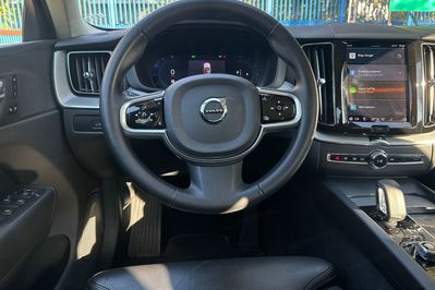 Volvo XC60 B4 D AWD Plus Bright