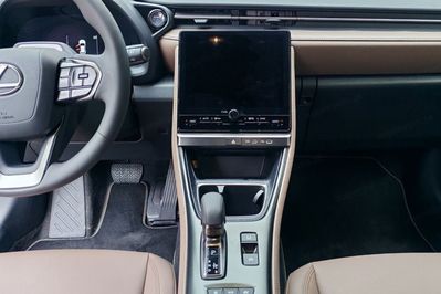 Lexus LBX Elegant 1.5 Hybrid