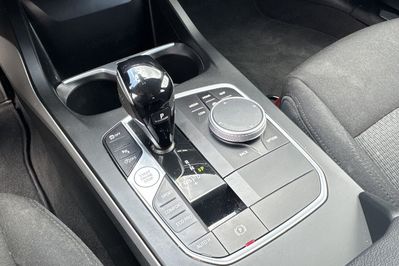 BMW Seria 1 118i Advantage aut