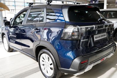 Suzuki S-Cross 1.4 SHVS Premium Plus SP 4WD