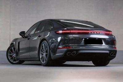 Porsche Panamera 4S E-Hybrid