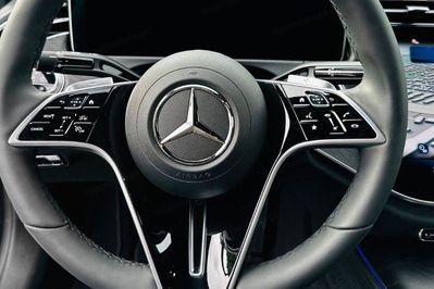 Mercedes E Klasa 220 d 4-Matic Avantgarde
