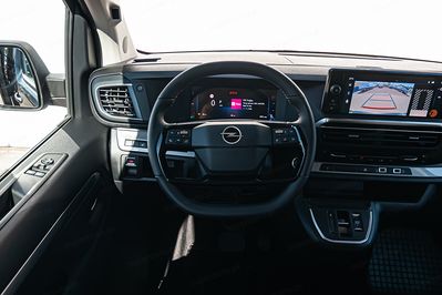 Opel Zafira Life Extra Long L2H1 Business AT8
