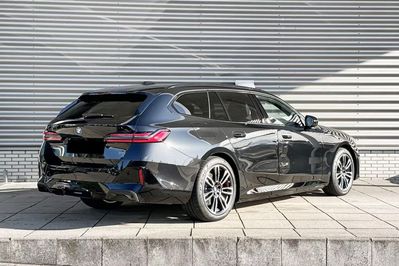 BMW Seria 5 Touring 520d xDrive M Sport