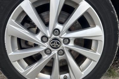 Toyota Camry 2.5 Hybrid Comfort Cvt