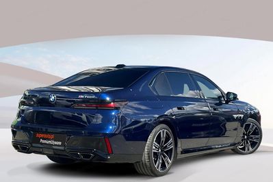 BMW Seria 7 M760e PHEV xDrive sport-aut