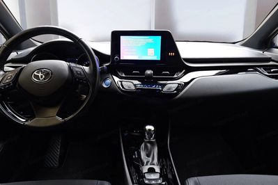 Toyota C-HR Hybrid Style