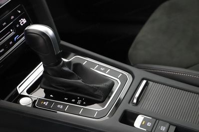 Volkswagen Arteon 2.0 TDI 4Motion Elegance DSG