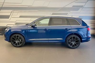 Audi Q7 55 TFSI e quattro S Line