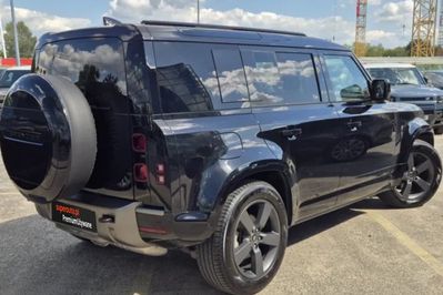 Land Rover Defender 110 D250 X-Dynamic HSE