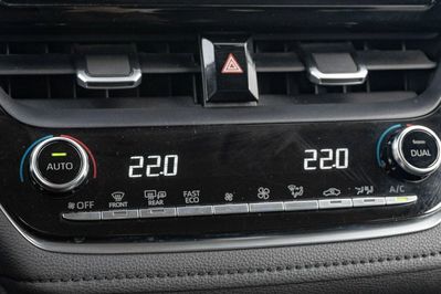 Toyota Corolla 1.8 Hybrid