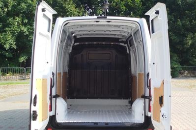 Renault Master 2.3 dCi L2H2 Extra