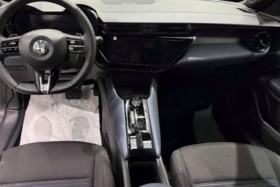 Alfa Romeo Junior Ibrida