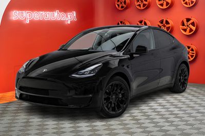 Tesla Model Y Long Range AWD