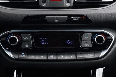 Hyundai i30 Smart 1.5 T-GDI DCT