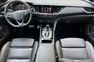 Opel Insignia SPORT2.0 Direct Injturbo 4X4 Innovation
