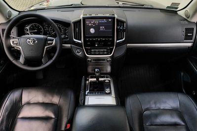 Toyota Land Cruiser 4.6 V8