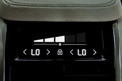 Volvo XC90 T8 Plug-In Hybrid AWD Inscription 7os