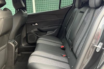 Peugeot 408 1.2 PureTech Allure Pack S&S EAT8