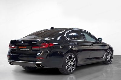 BMW Seria 5 520d xDrive mHEV Luxury Line aut