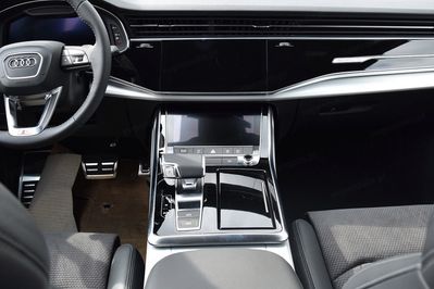 Audi Q7 50 TDI quattro S Line