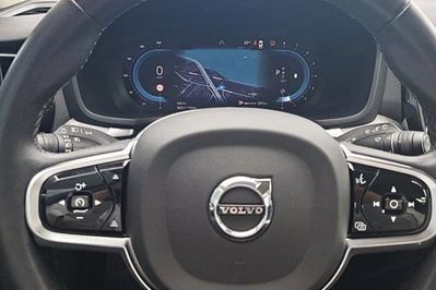 Volvo V60 B3 B Plus Dark