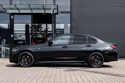 BMW Seria 3 330i xDrive M Sport