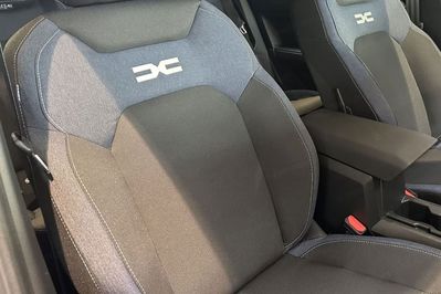 Dacia Bigster Expression 1.8 Full Hybrid