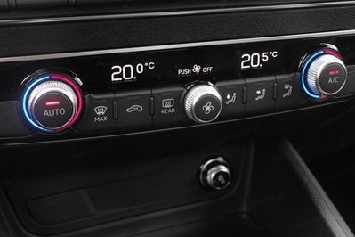 Audi Q2 35 TFSI S Line