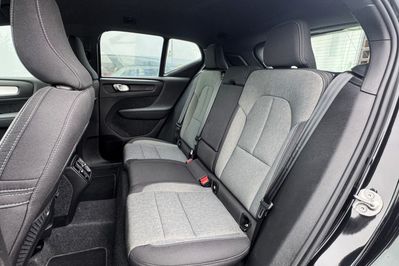 Volvo XC40 B3 Plus Dark