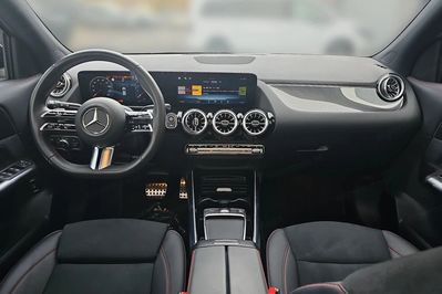Mercedes GLA 200 mHEV AMG Line 7G-DCT
