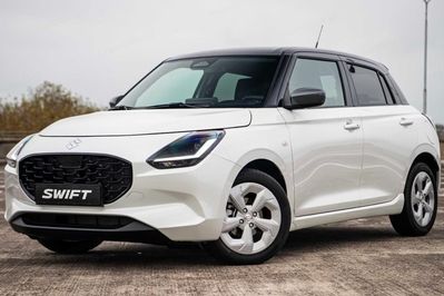 Suzuki Swift Premium Plus 1.2 Dualjet SHVS