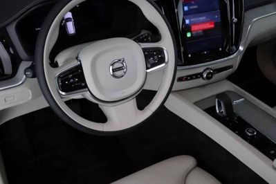 Volvo V60 B4 Plus Dark