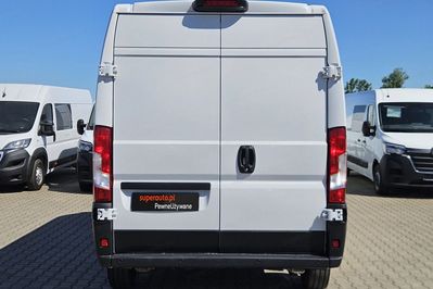 Peugeot Boxer BlueHDi L3H2