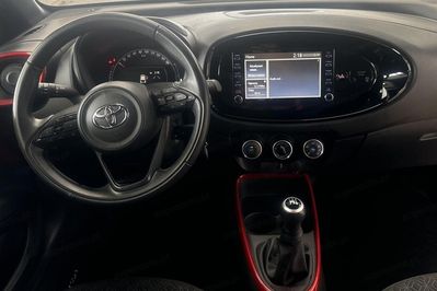 Toyota Aygo X 1.0 VVT-i Style