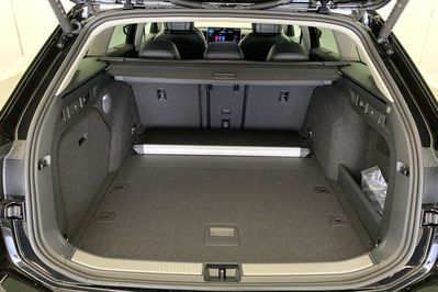 Volkswagen Passat Elegance 1.5 eTSI DSG6