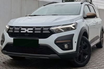 Dacia Jogger Extreme 7-miejsc 1.6 Full Hybrid