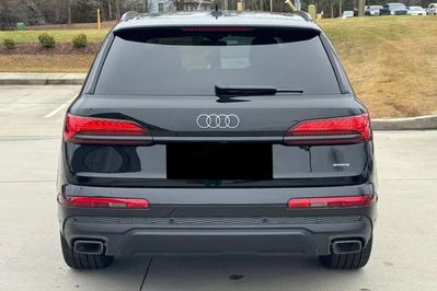 Audi Q7 55 TFSI e quattro