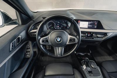 BMW Seria 1 118d M Sport aut