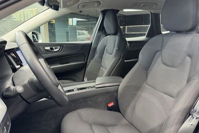 Volvo XC60 B4 B Momentum Pro